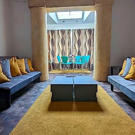 Super 7bed House - Hot Tub - Large Gathering Meets
